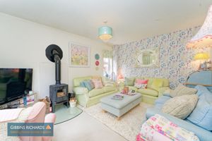 Sitting Room- click for photo gallery